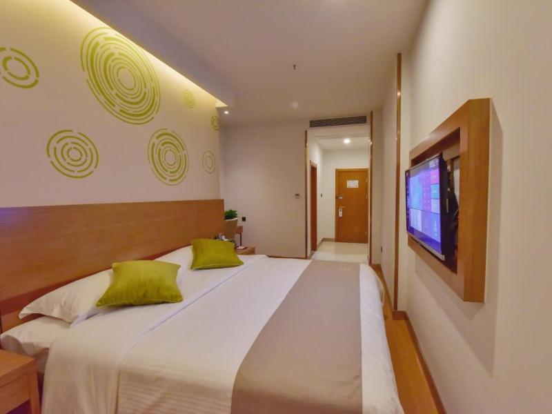 GreenTree Inn Huanggang Qichun County Ouyada Square Express Hotel Bagian luar foto