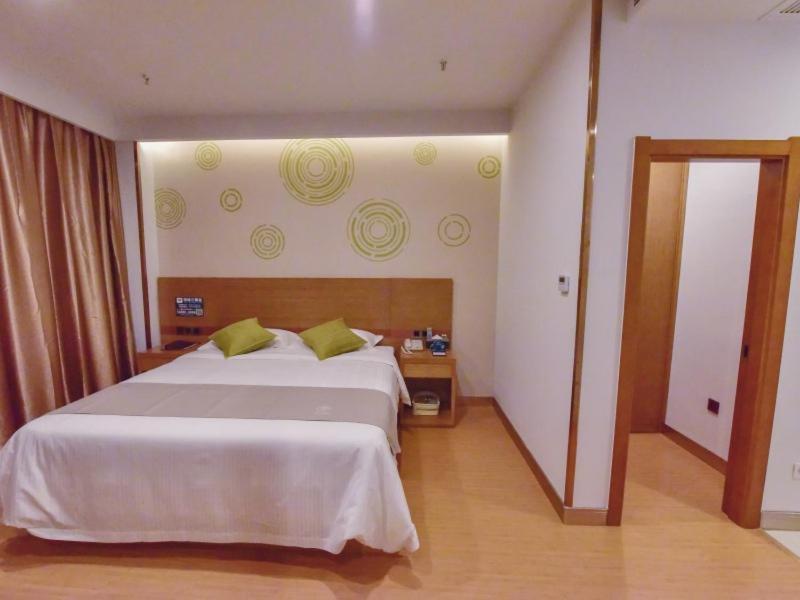 GreenTree Inn Huanggang Qichun County Ouyada Square Express Hotel Bagian luar foto